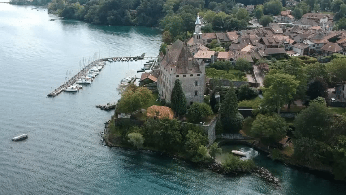 Au bord du lac Léman Yvoire